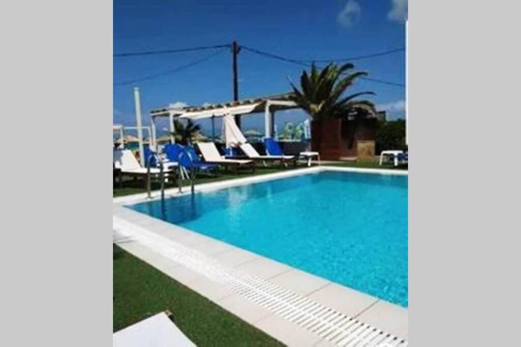 Havana 2 Luxury Sea And Pool Gazi Exterior photo